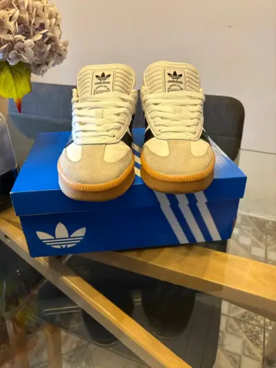 Zapatillas Adidas Samba OG blancas y negras - miniatura 2