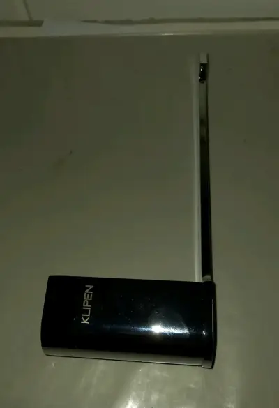 Portarrollo de baño Klipen cromado - miniatura 2