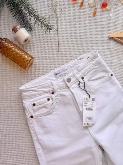 Jeans blancos Zara mujer talla 34 - miniatura 2