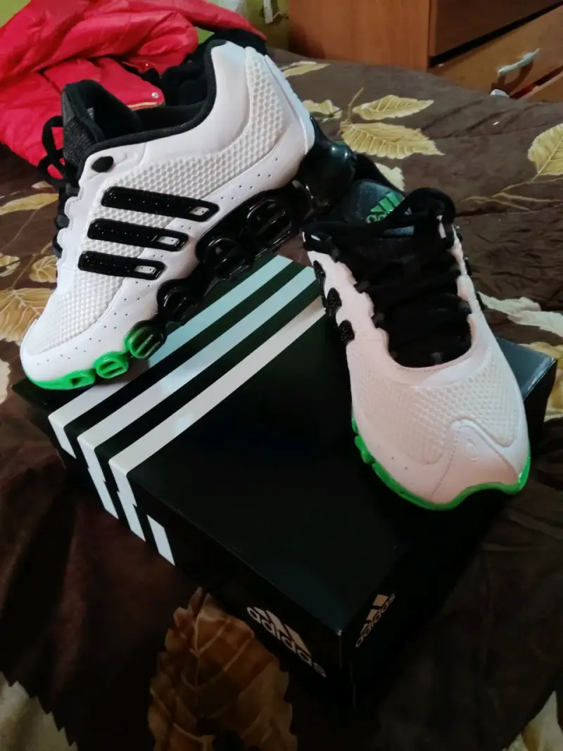 Zapatillas deportivas Adidas - 4