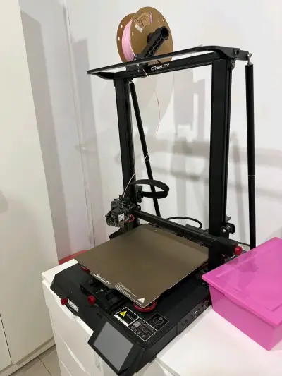 Impresora 3D Creality con filamento incluido - miniatura 1