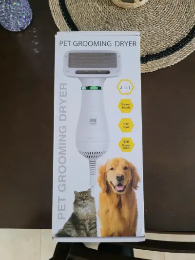 Secador y cepillo para mascotas 2 en 1 - miniatura 1