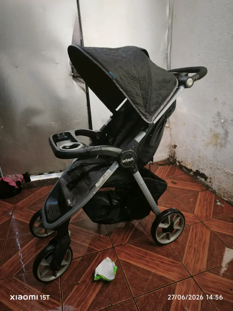 Coche de bebé Infanti plegable negro - 1