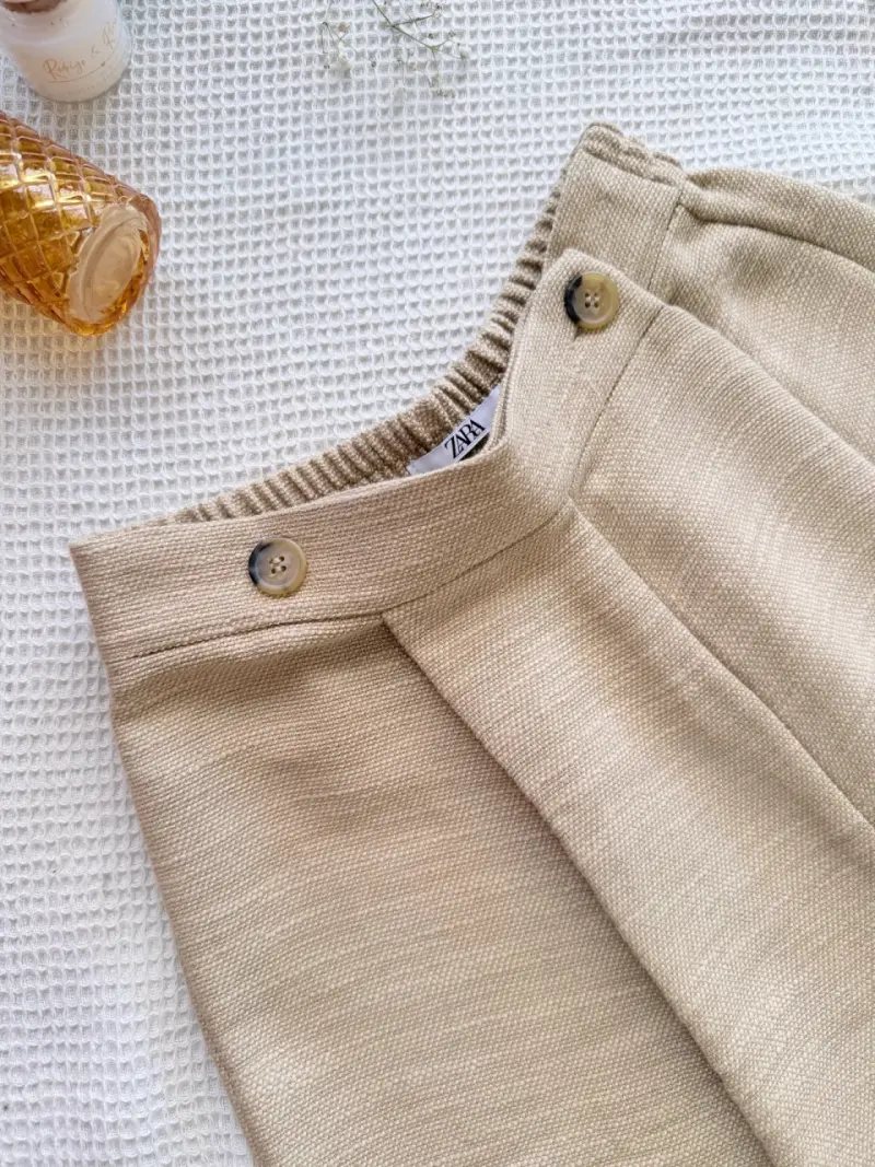 Shorts beige de tela ligera para mujer S - 2