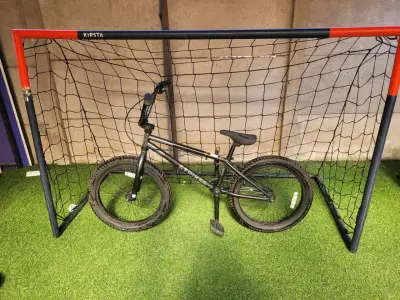 Bicicleta BMX GT Slammer casi nueva - miniatura 2