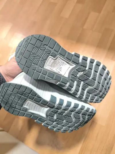 Zapatillas deportivas Nike gris claro - miniatura 4