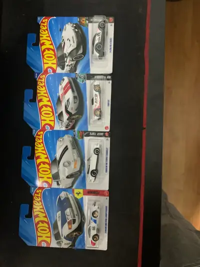 Set de autos Hot Wheels edición especial - miniatura 1