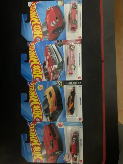 Set de autos Hot Wheels edición especial - miniatura 3