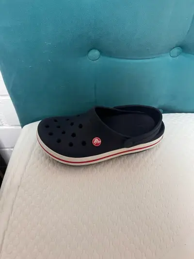 Zapatilla Crocs azul para niños - miniatura 2
