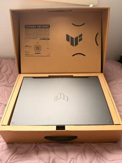 Laptop ASUS TUF 16 - miniatura 1