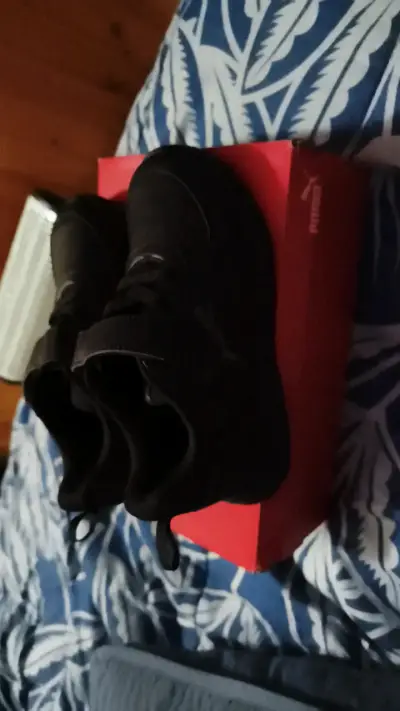 Zapatillas deportivas Puma negras - miniatura 1