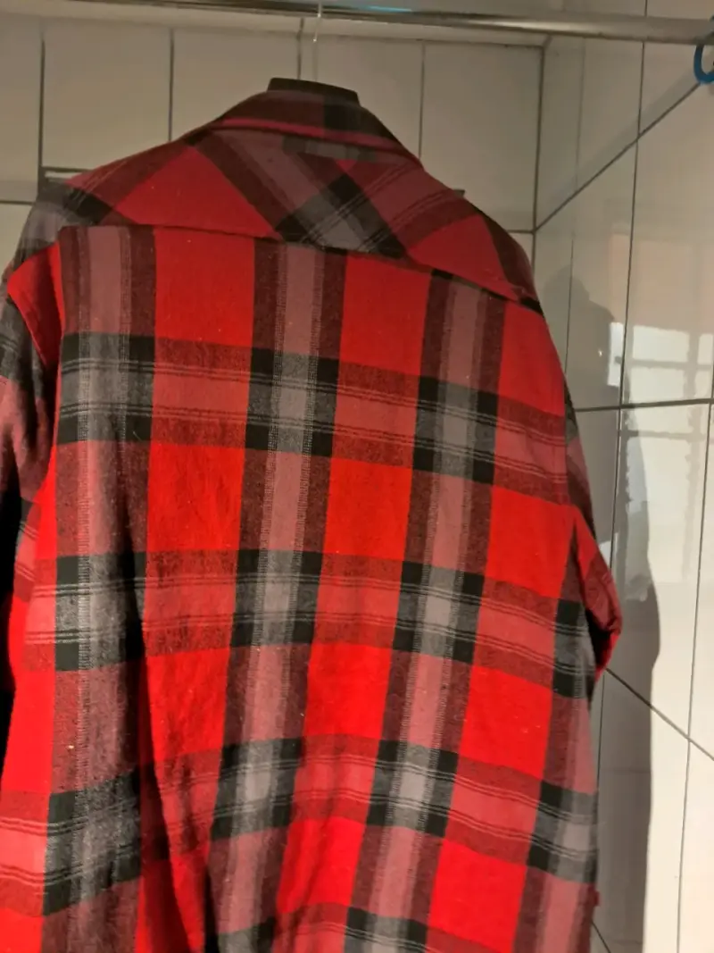 Chaqueta Camisa de franela a cuadros roja y negra - 5