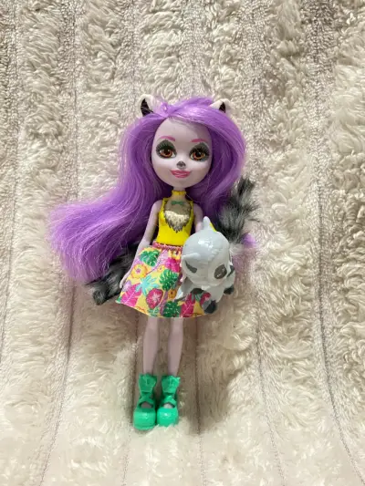 Muñeca Enchantimals Larissa Lemur 🦨🎀 - miniatura 1