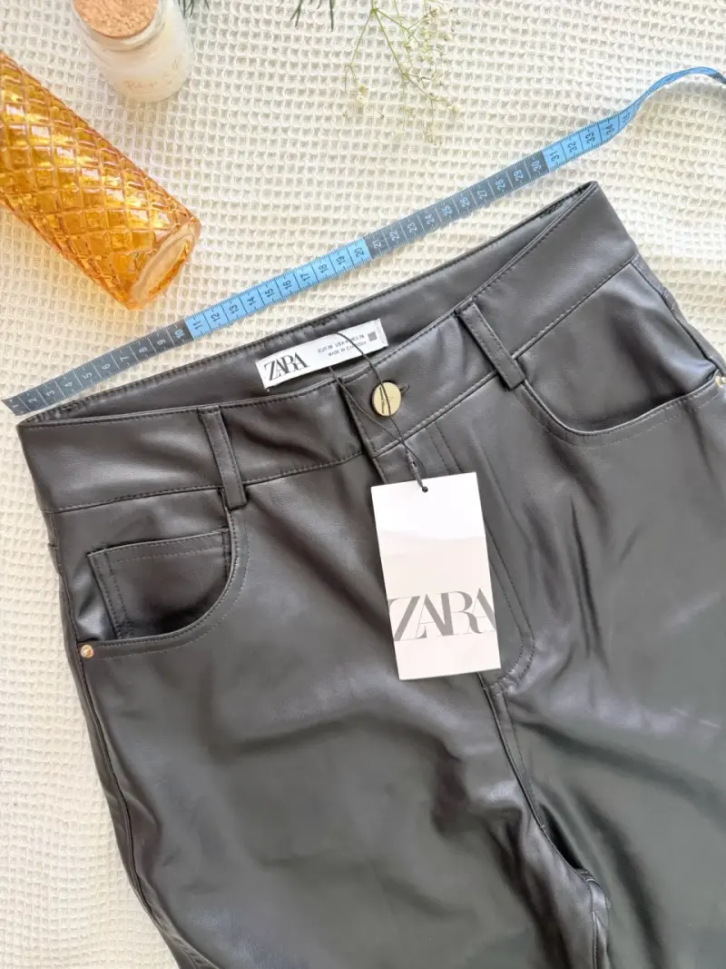 Pantalones de cuero sintético Zara negros 36 - 2