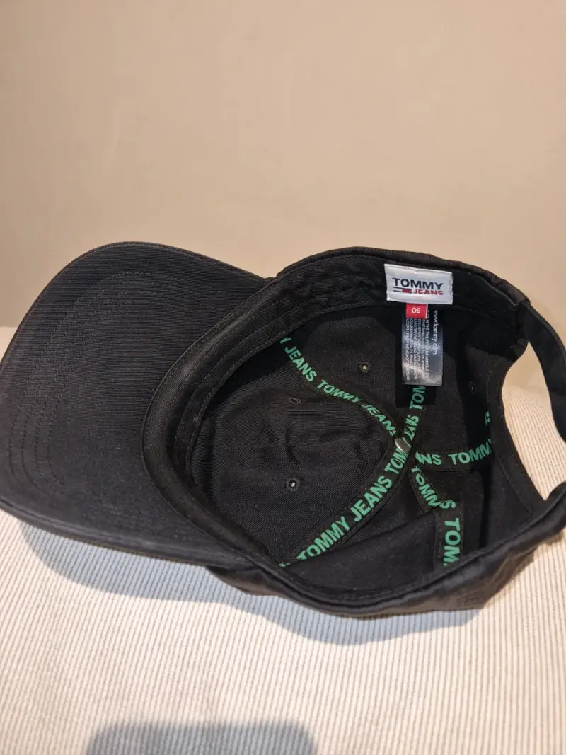 Gorra Tommy Jeans negra unisex - 2