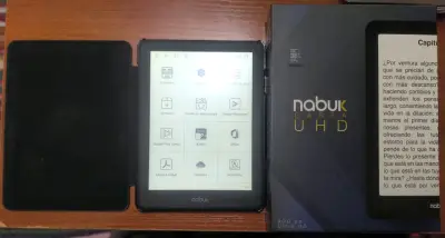 E-reader Nabuk Carta UHD con funda - miniatura 1