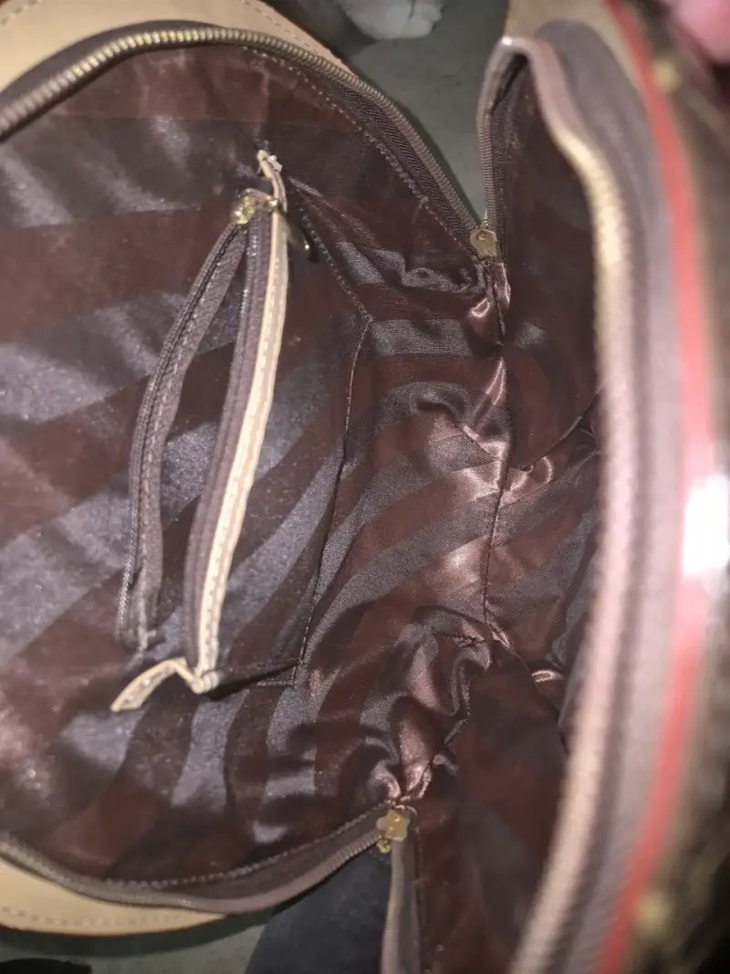 Bolso de mano con monograma  ( imitación LV ) - 3