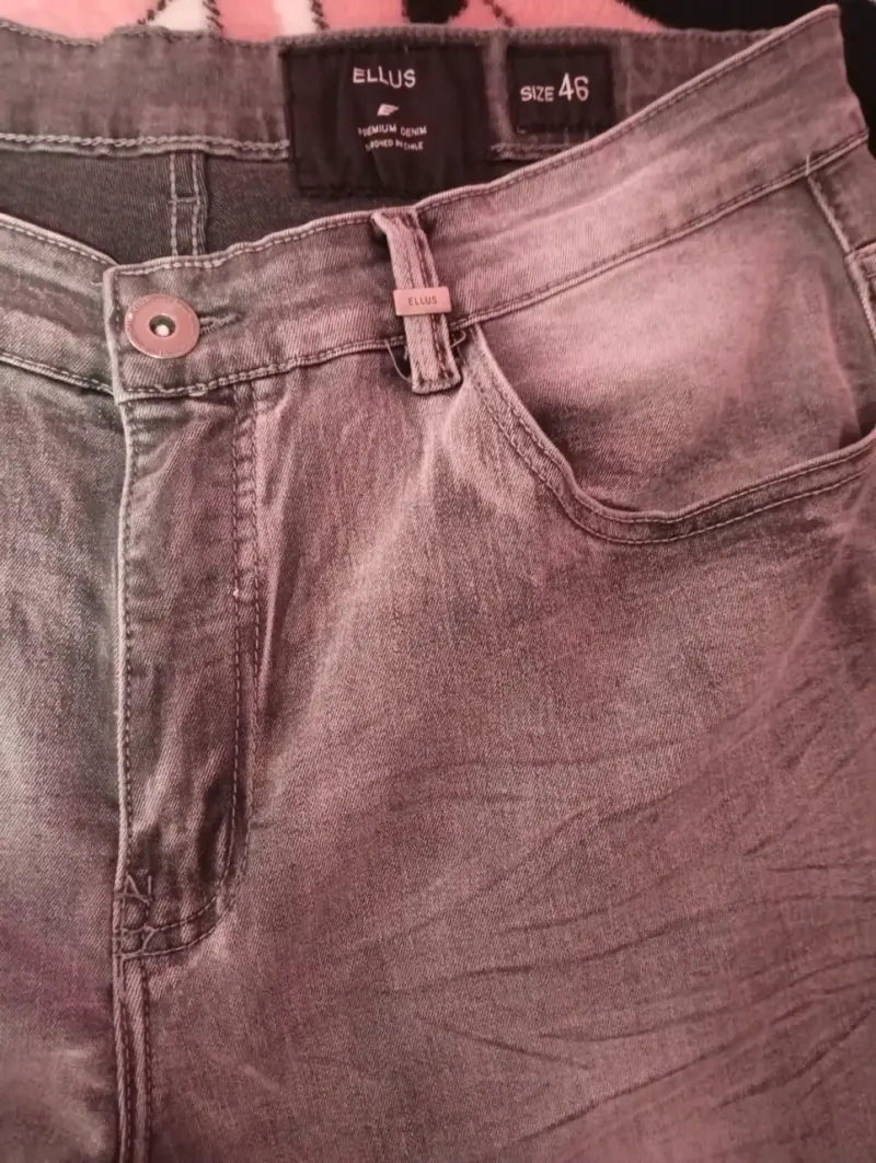 Jeans grises para hombre en buen estado - 4