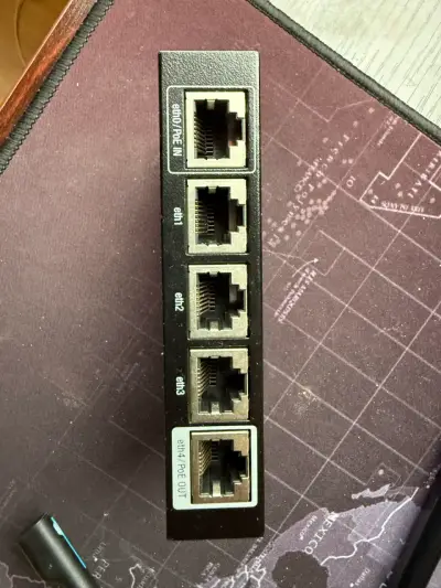Router Ubiquiti EdgeRouter X - miniatura 2