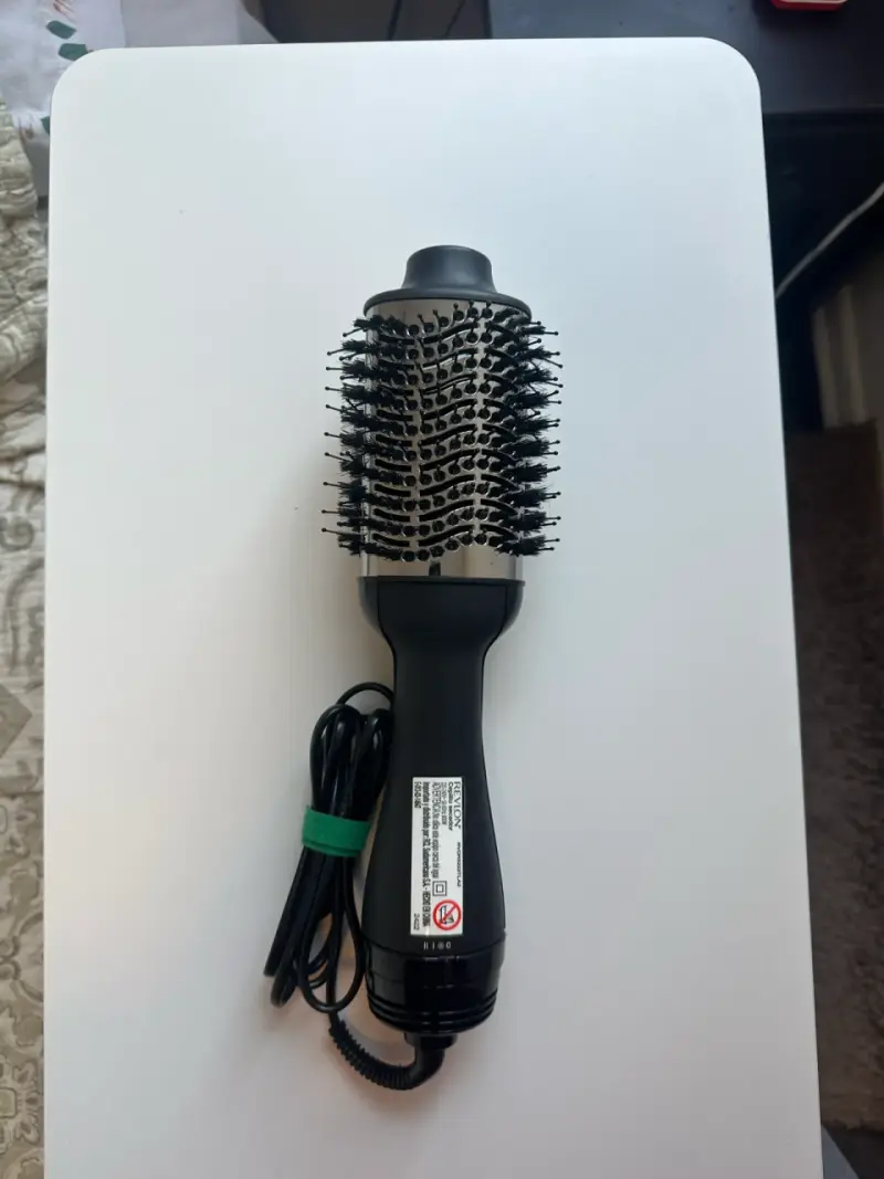 Cepillo secador Revlon One-Step negro - 2