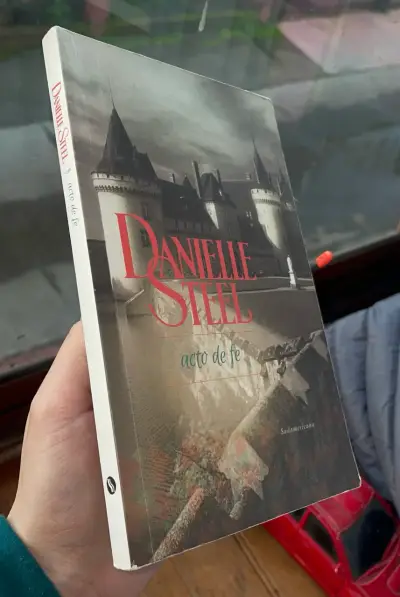 ‘Acto de Fe’ Danielle Steel - miniatura 1