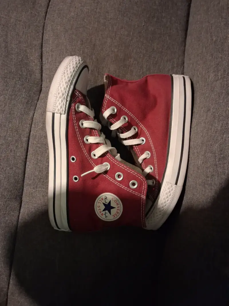 Zapatillas converse color rojo - 2