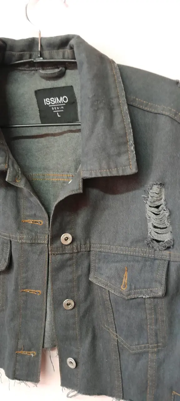 Chaqueta de mezclilla corta Issimo desgastada - 3