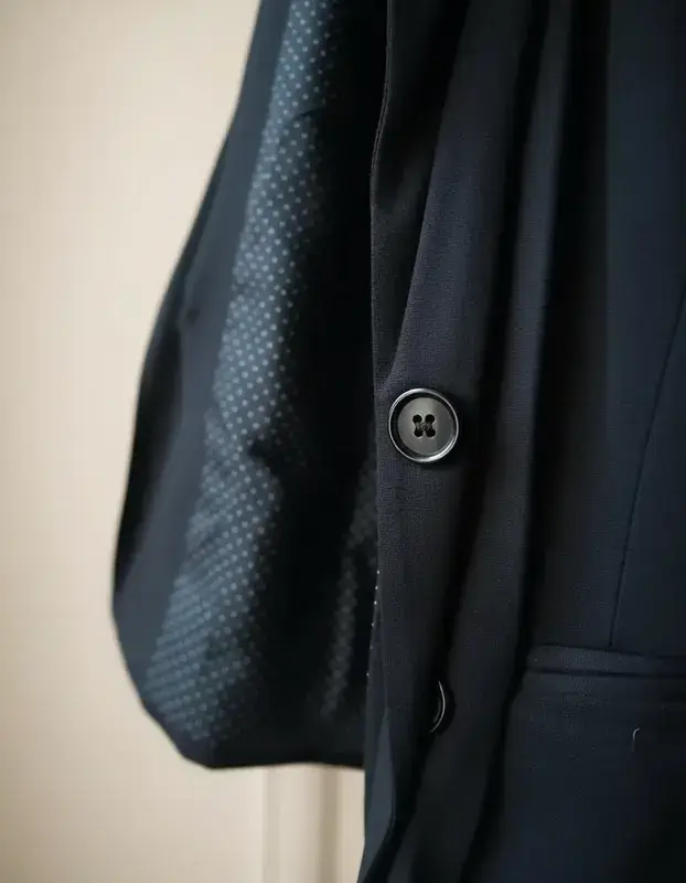 Blazer negro elegante para mujer - 5