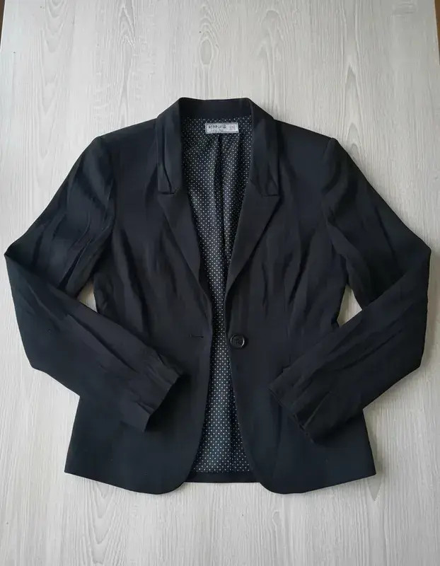 Blazer negro elegante para mujer - 6