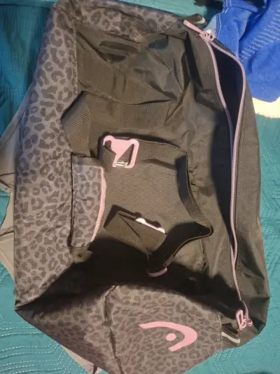 Bolso deportivo con estampado de leopardo - miniatura 1
