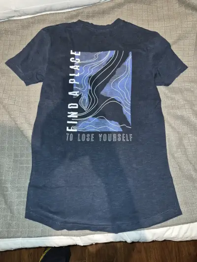 Polera azul Esprit con diseño gráfico - miniatura 2