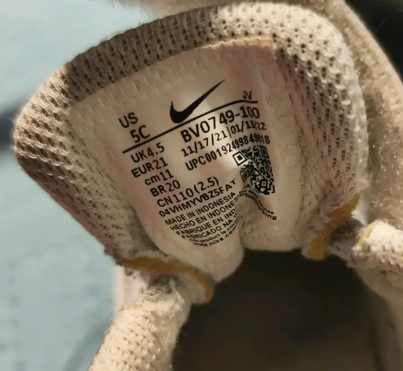 Zapatillas Nike para bebé color beige - 2