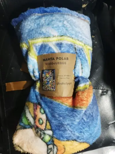 Manta Polar Megaman X 109x160cm - miniatura 2