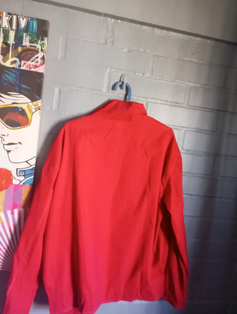 Chaqueta roja con cierre para mujer - 3