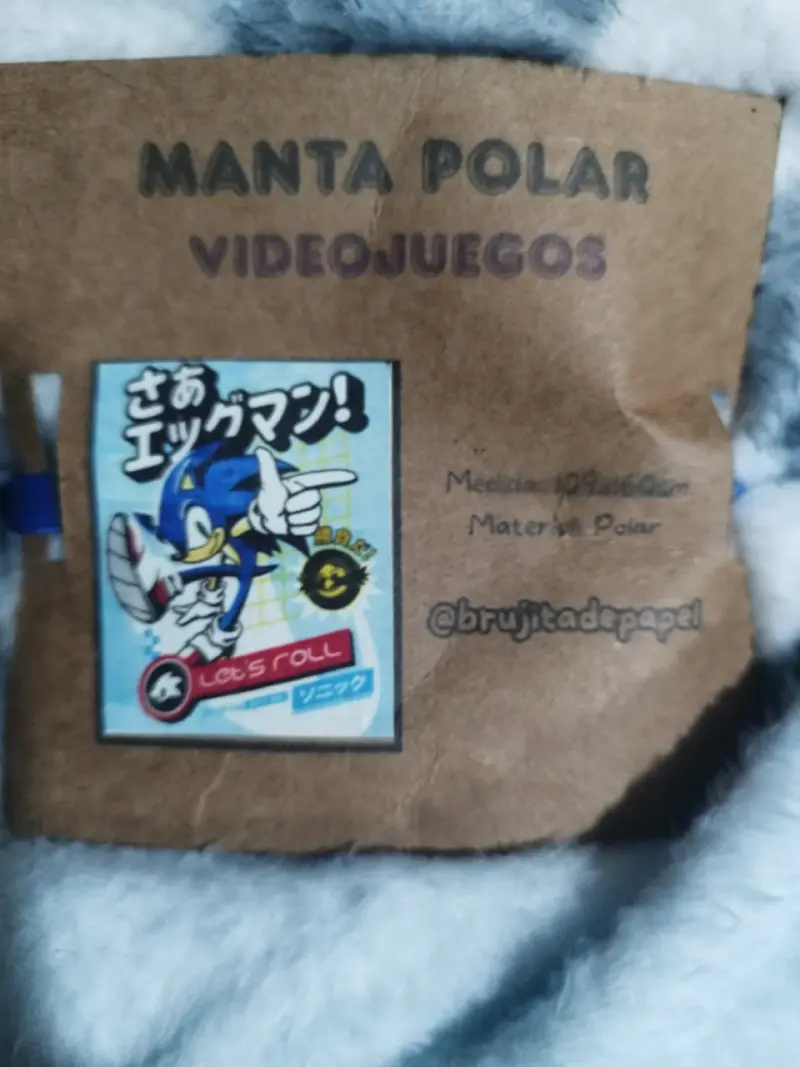 Manta de Sonic azul con diseño retro 109x160cm - 3