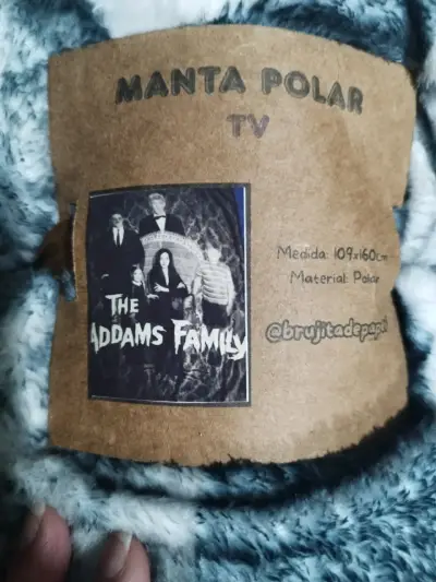 Manta polar de La Familia Addams 109x160cm - miniatura 3