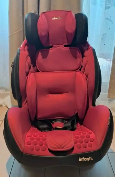 Silla de auto Infanti roja para bebé - miniatura 1