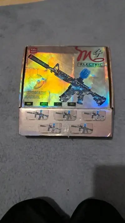 Rifle de juguete con accesorios - miniatura 4