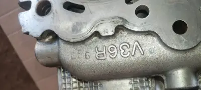 Culata de moto Subaru 3.6 derecha usada - miniatura 1