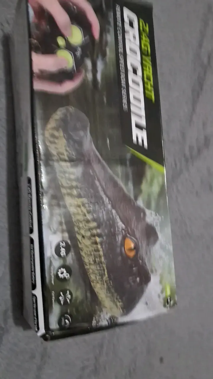 Lancha RC Crocodile 2.4Ghz para agua - 1