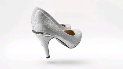 Zapatos de tacón alto plateados brillantes - miniatura 3
