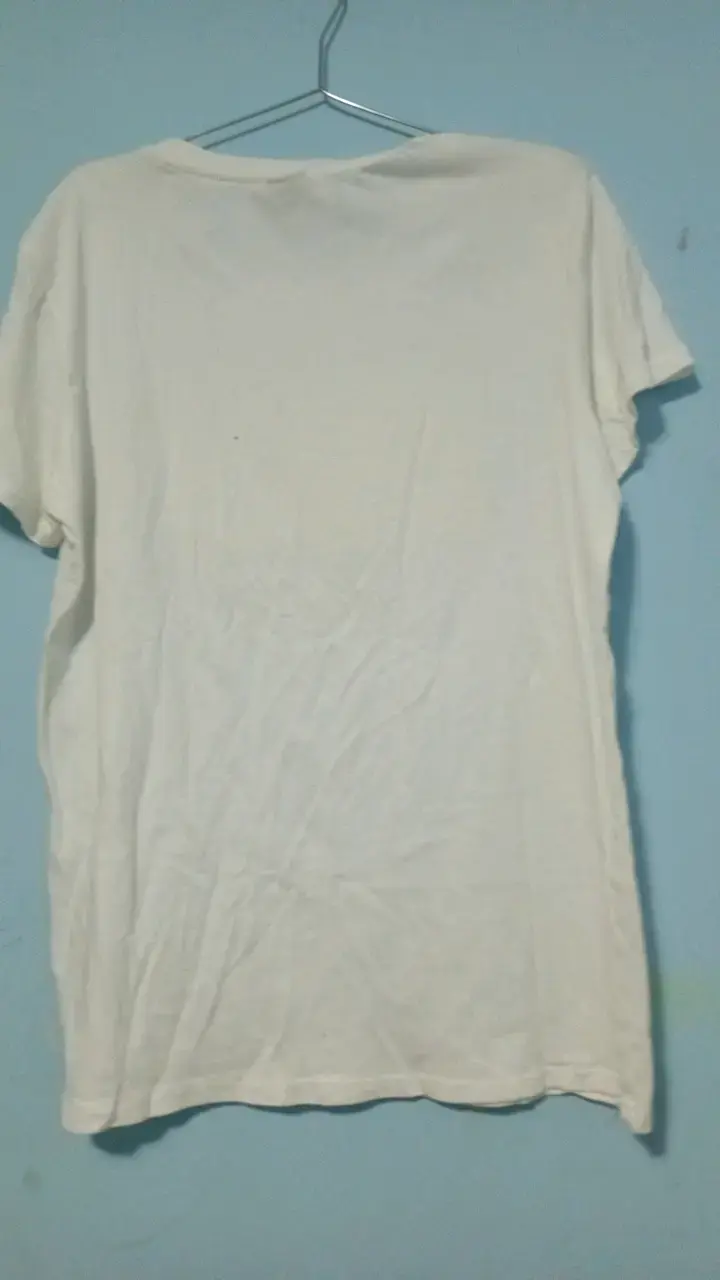 Polera blanca con diseño de juego del calamar - 2