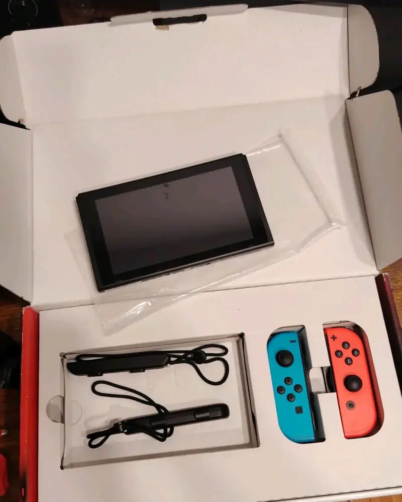 Consola de videojuegos portátil nintendo switch - 1