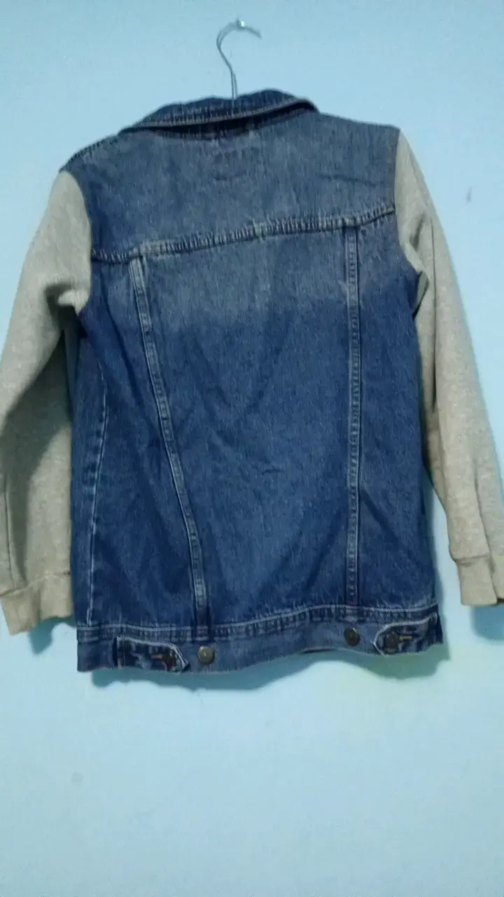 Chaqueta de mezclilla con mangas de algodón - 2