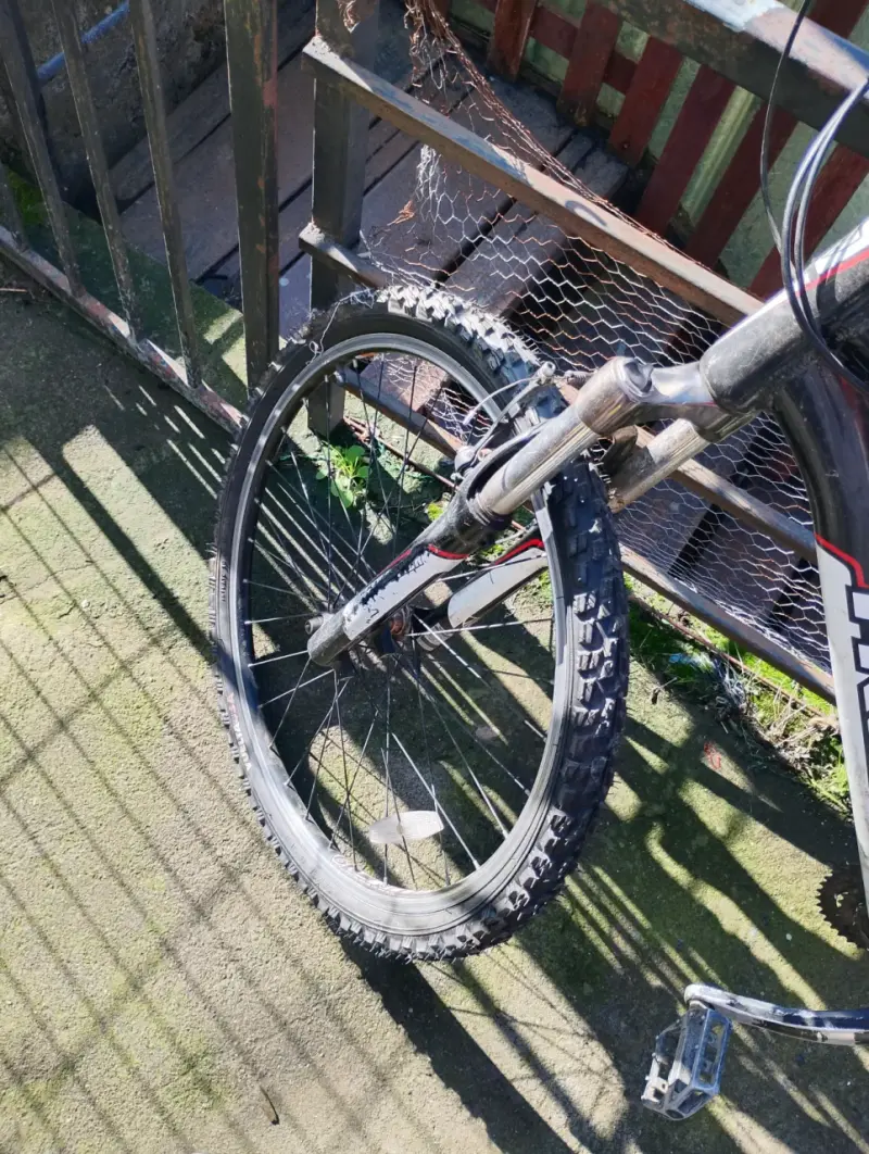 Bicicleta Trek 4300 de montaña negra - 3