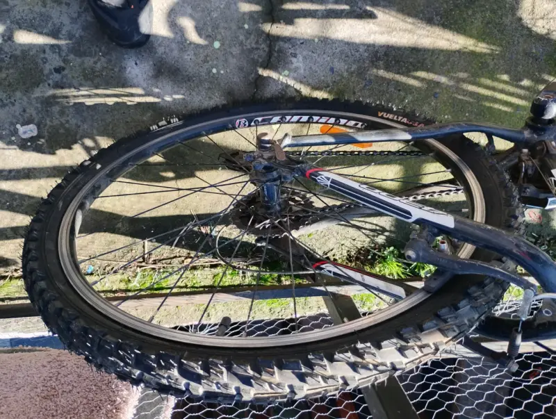 Bicicleta Trek 4300 de montaña negra - 4