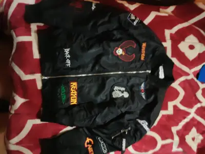 Chaqueta bomber negra - miniatura 1