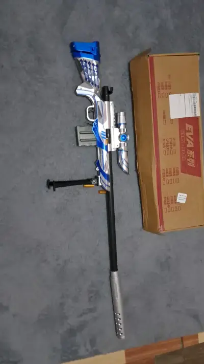 Rifle de juguete con mira telescópica - miniatura 4