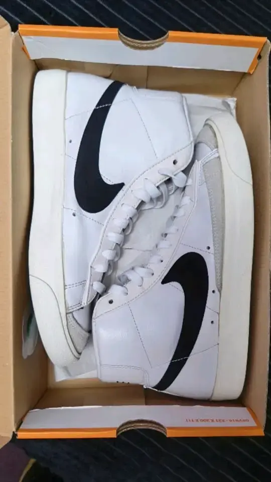 Zapatillas Nike Blazer Mid blancas - 2