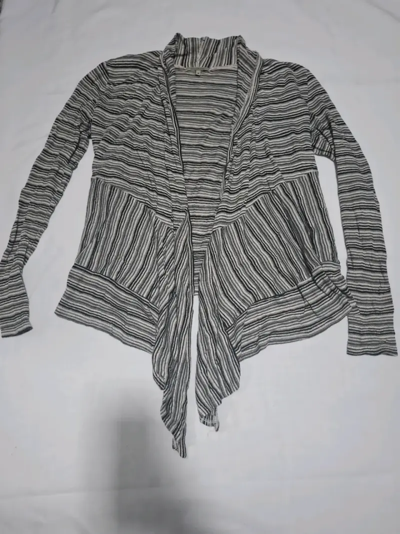 Kimono de rayas rojo y negro - 3